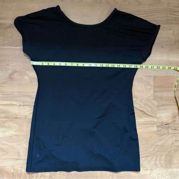 Multi-Wear Tie Tee: Lululemon - Picture 9 of 14